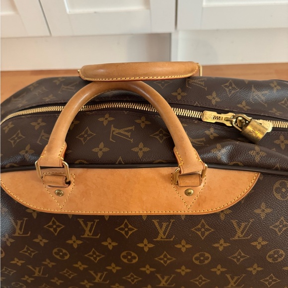 Authentic Louis Vuitton Eloe roller bag / luggage / carry on / duffel bag - Picture 6 of 14